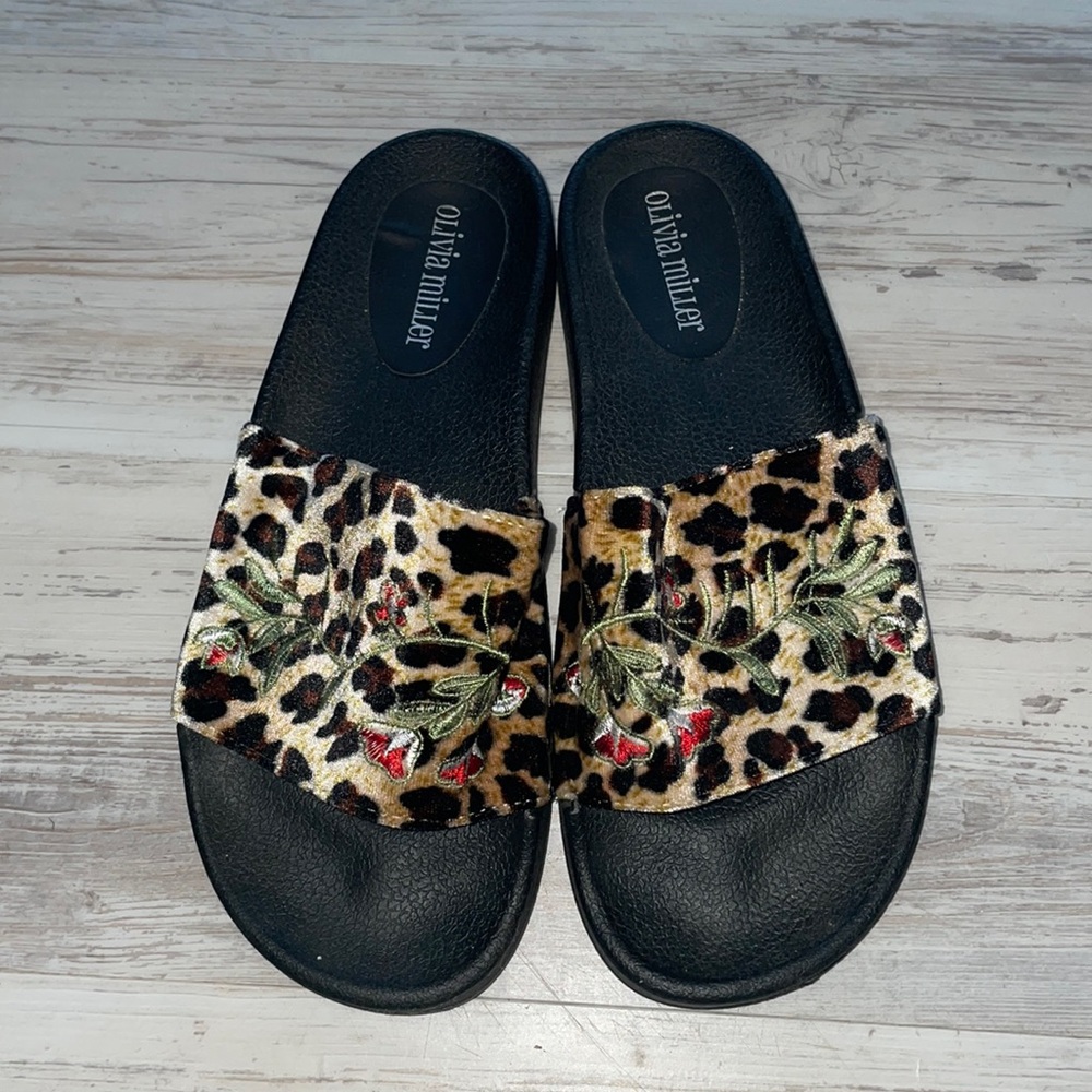 Leopard and floral sandals, size 10